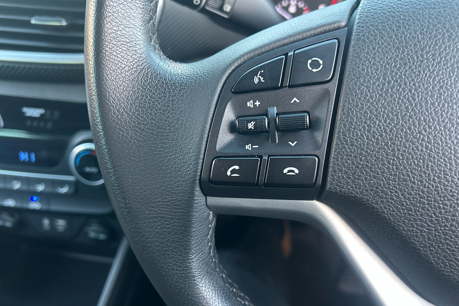 Used Hyundai TUCSON 2019 for sale - 76717063: Photo 22