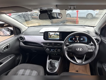 Used Hyundai i10 2024 for sale - 77663644: Photo