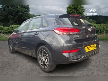 Used Hyundai i30 2021 for sale - 77009998: Photo