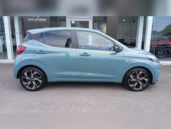 Used Hyundai i10 2023 for sale - 79429789: Photo