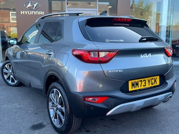 Used Kia Stonic 2023 for sale - 79429822: Photo
