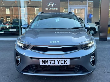 Used Kia Stonic 2023 for sale - 79429822: Photo
