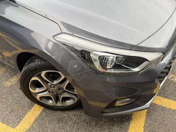 Used Hyundai i20 2020 for sale - 79657190: Photo