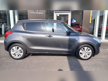 Used Suzuki Swift 2018 for sale - 79429837: Photo