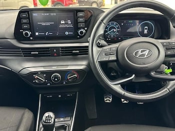 Used Hyundai BAYON 2023 for sale - 79429816: Photo