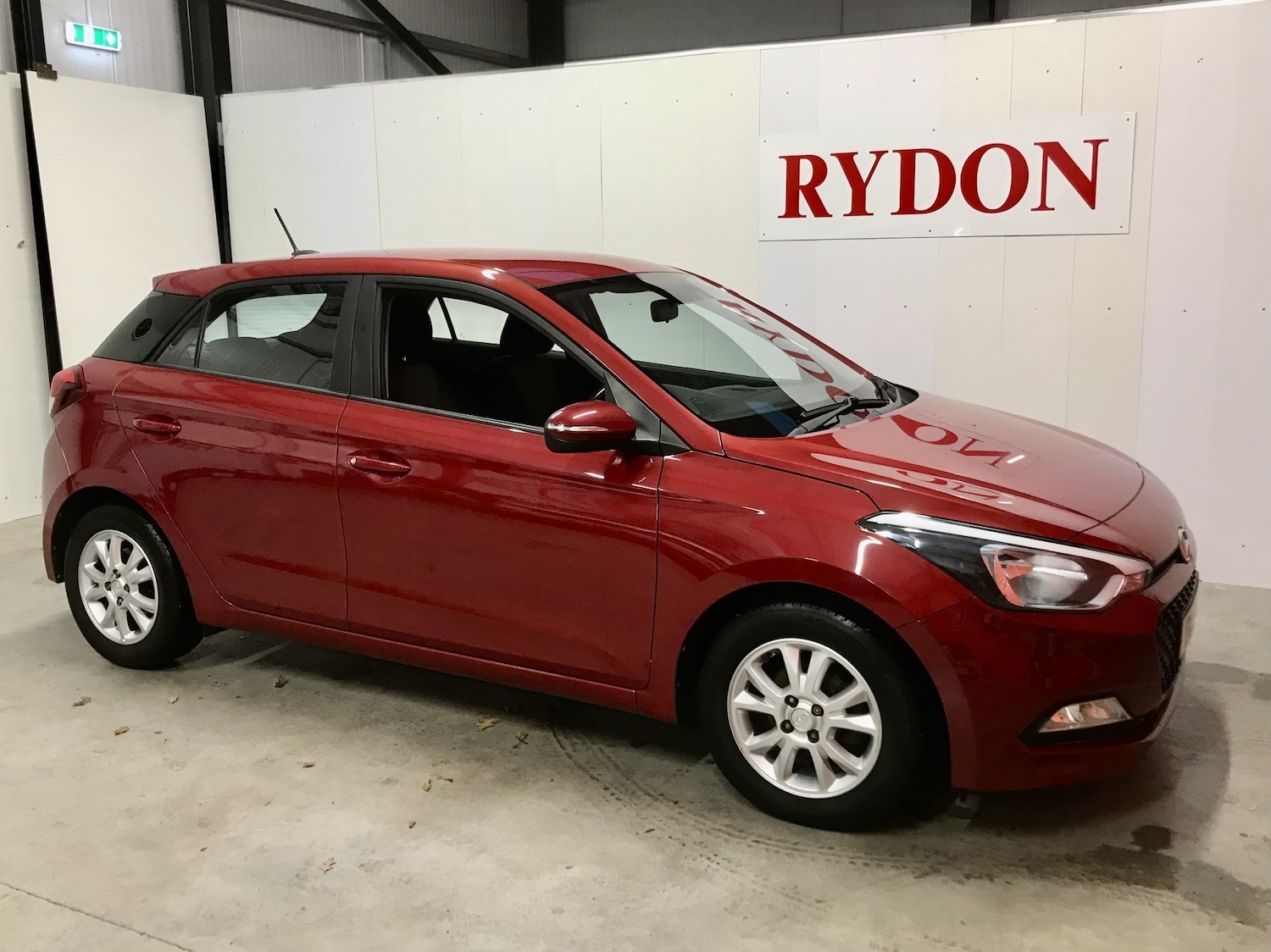 Used Hyundai i20 2017 for sale - 76948596: Photo 1