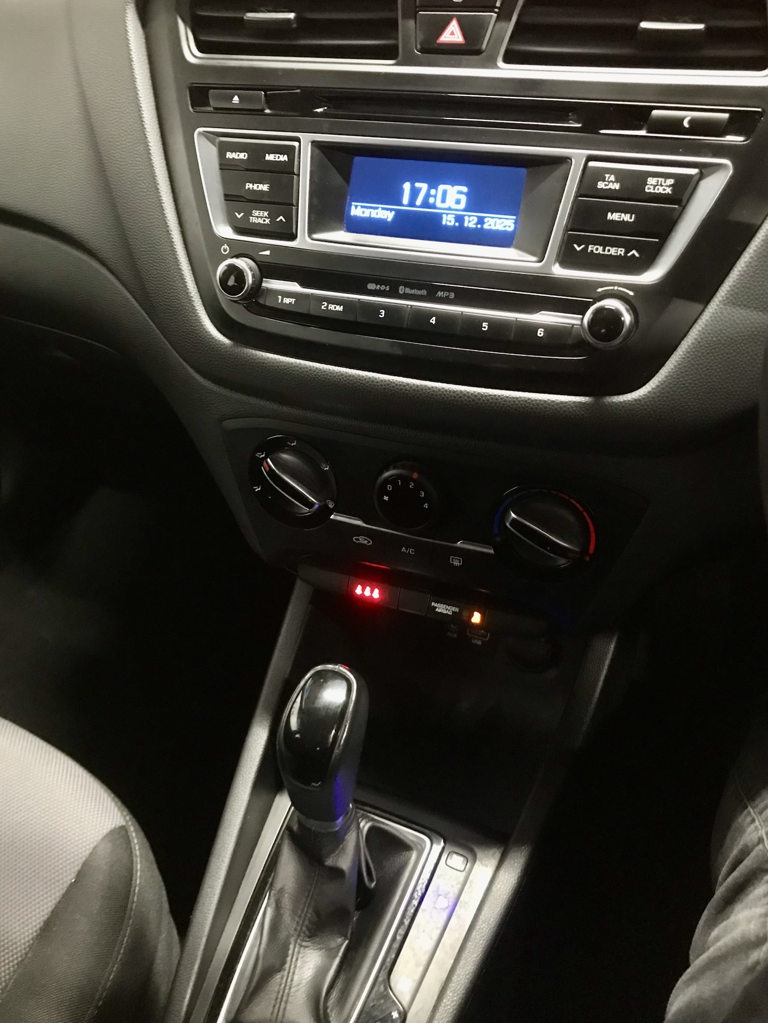 Used Hyundai i20 2017 for sale - 76948596: Photo 10