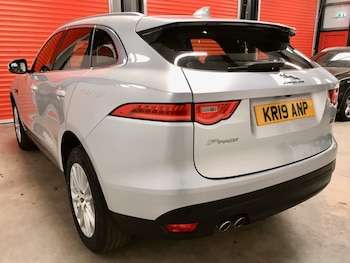Used Jaguar F-Pace 2019 for sale - 77732789: Photo