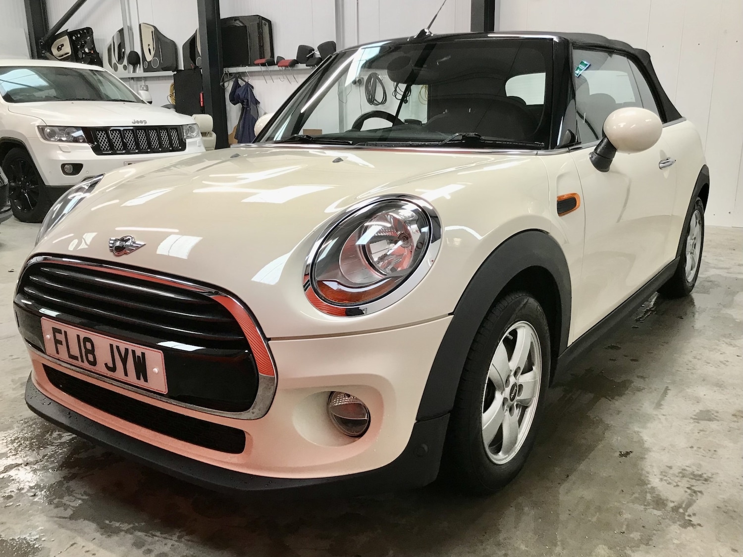 Used MINI Convertible 2018 for sale - 77298593: Photo 3