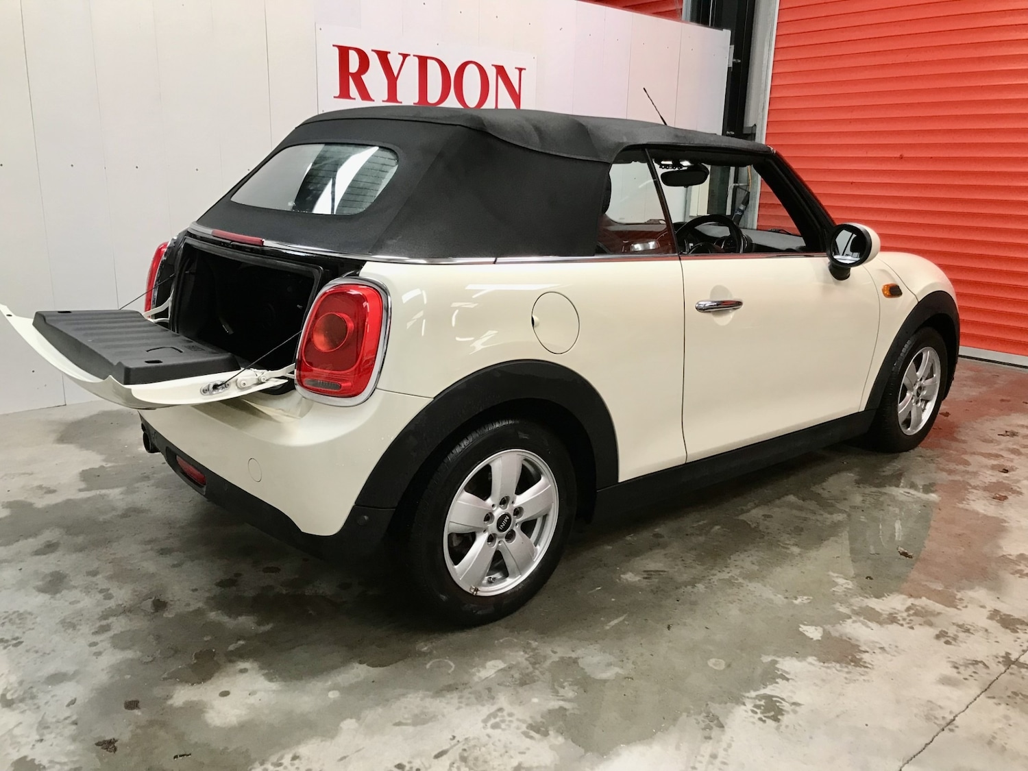 Used MINI Convertible 2018 for sale - 77298593: Photo 7