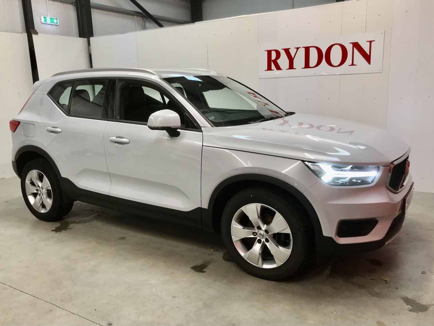 Used Volvo XC40 2019 for sale - 76157444: Photo 1
