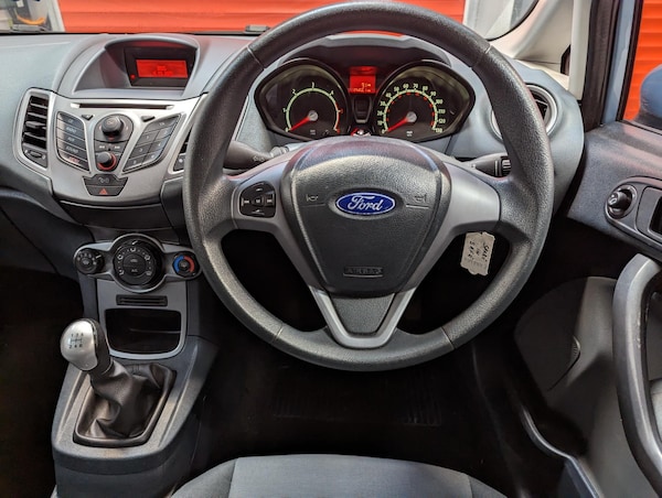 Used Ford Fiesta 2009 for sale - 66465946: Photo 9