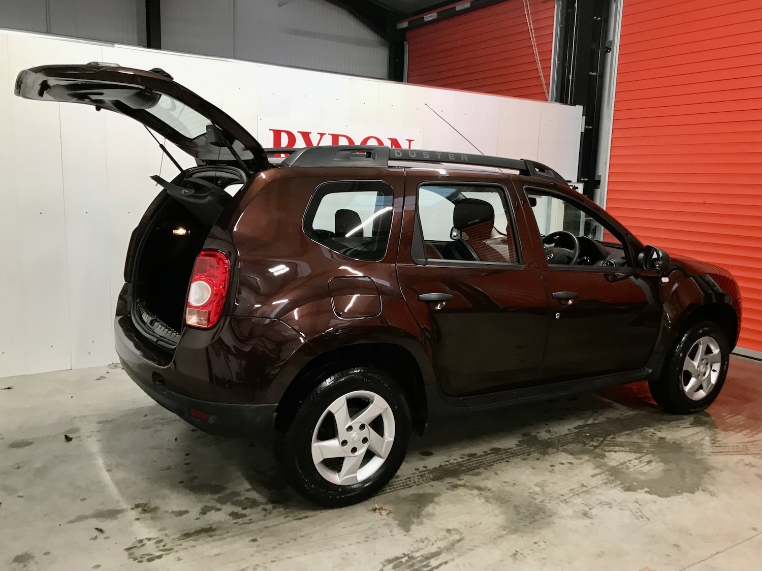 Used Dacia Duster 2016 for sale - 77431342: Photo 4