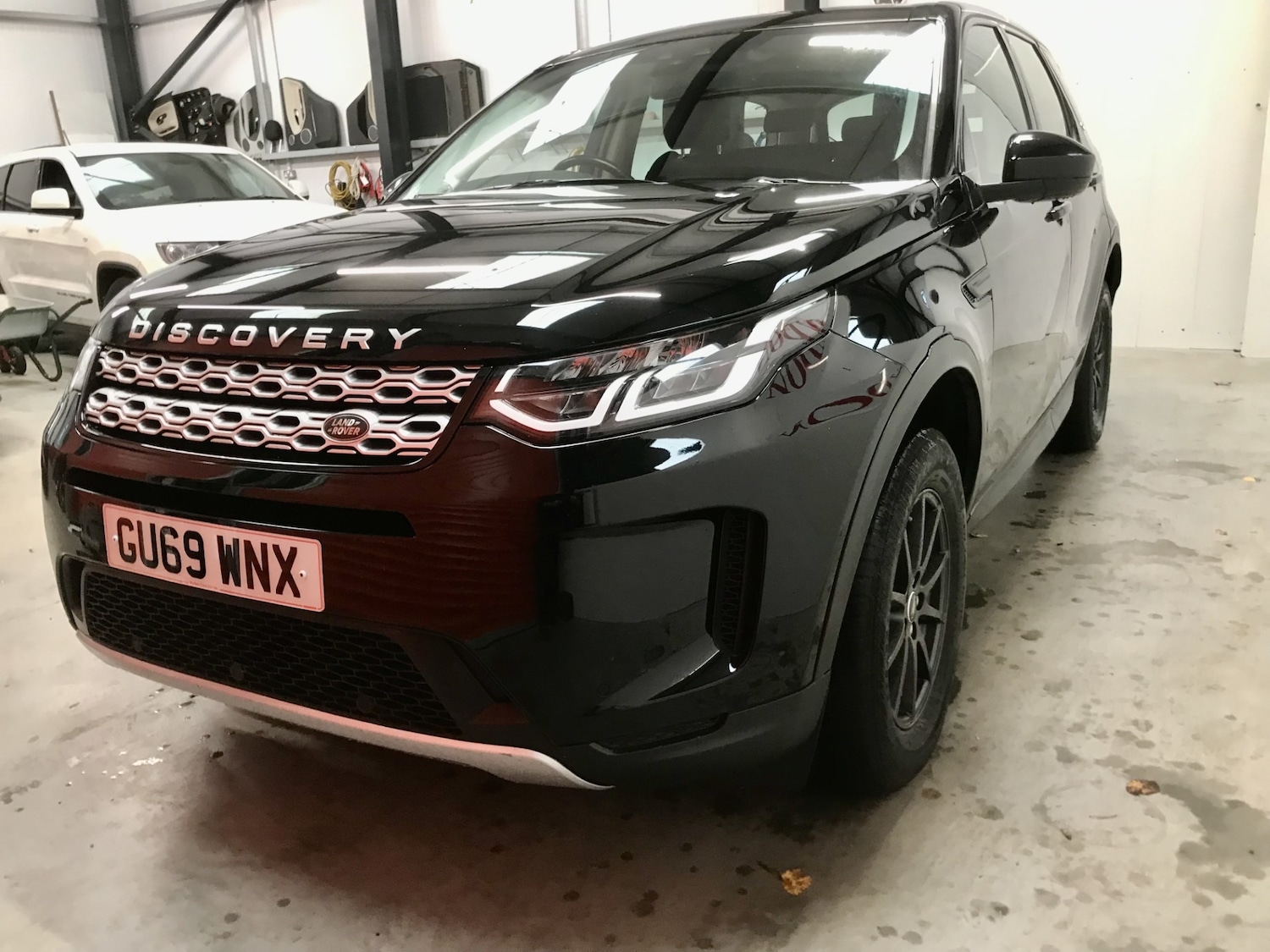 Used Land Rover Discovery Sport 2019 for sale - 76464515: Photo 2