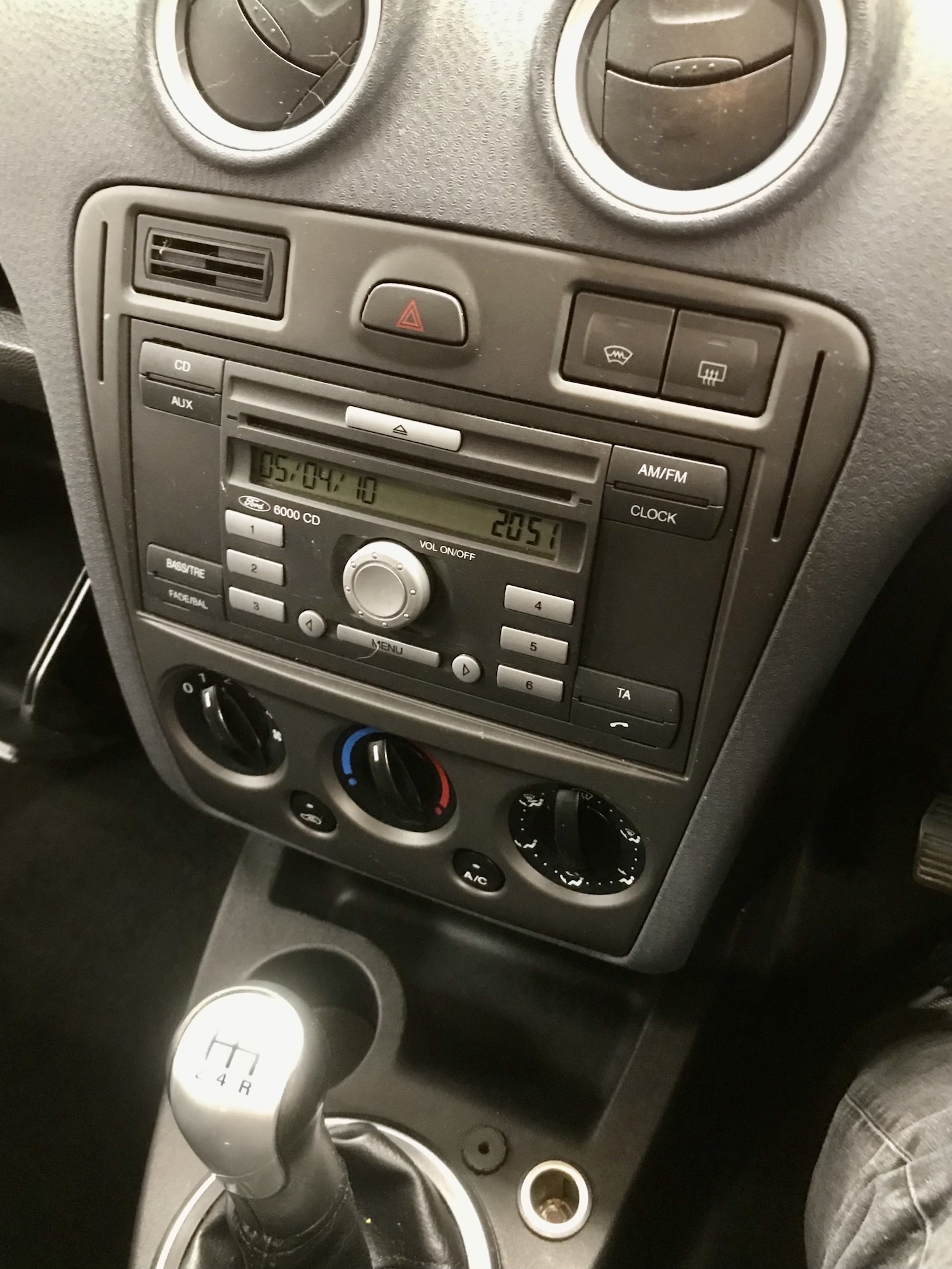 Used Ford Fusion 2010 for sale - 76693910: Photo 11