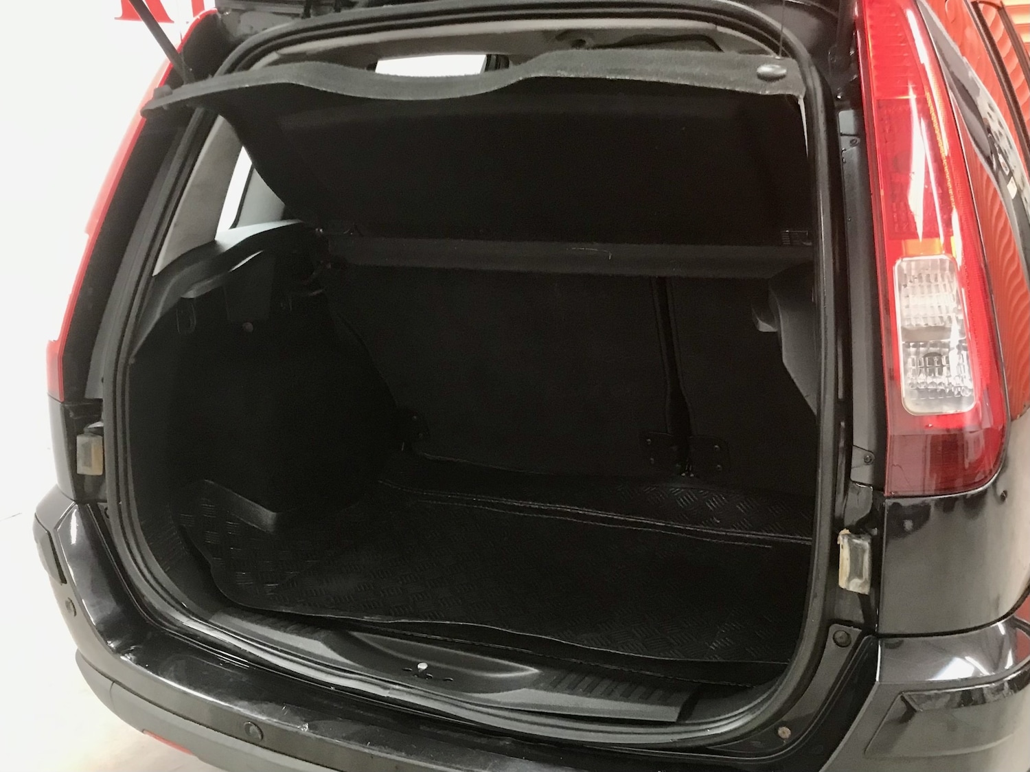 Used Ford Fusion 2010 for sale - 76693910: Photo 6