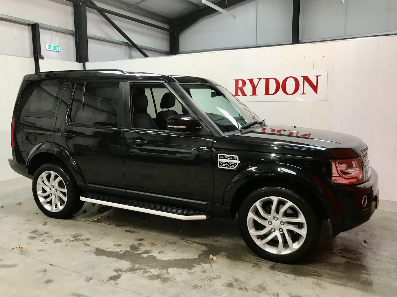 Used Land Rover Discovery 2014 for sale - 76853649: Photo 1