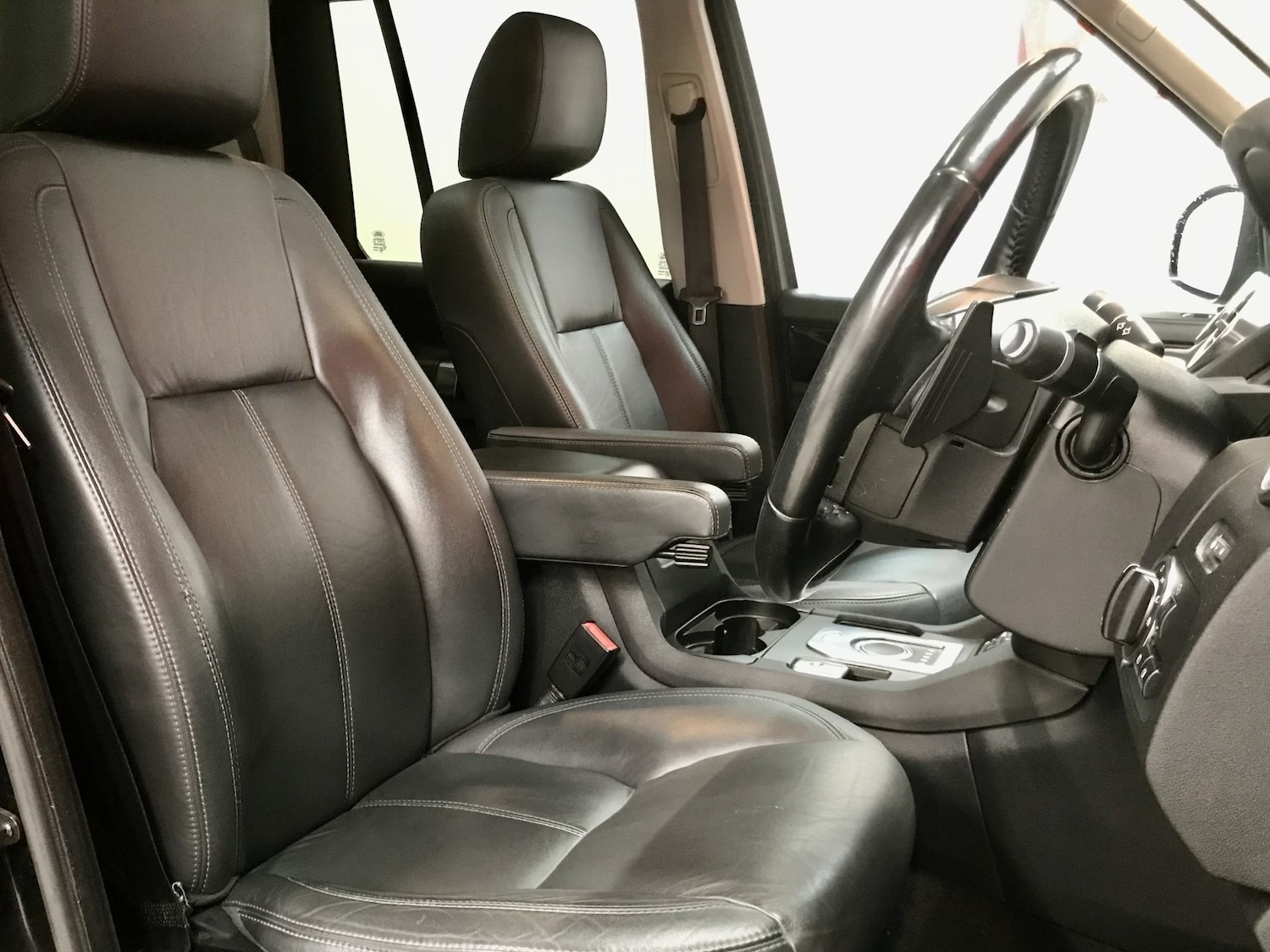 Used Land Rover Discovery 2014 for sale - 76853649: Photo 11