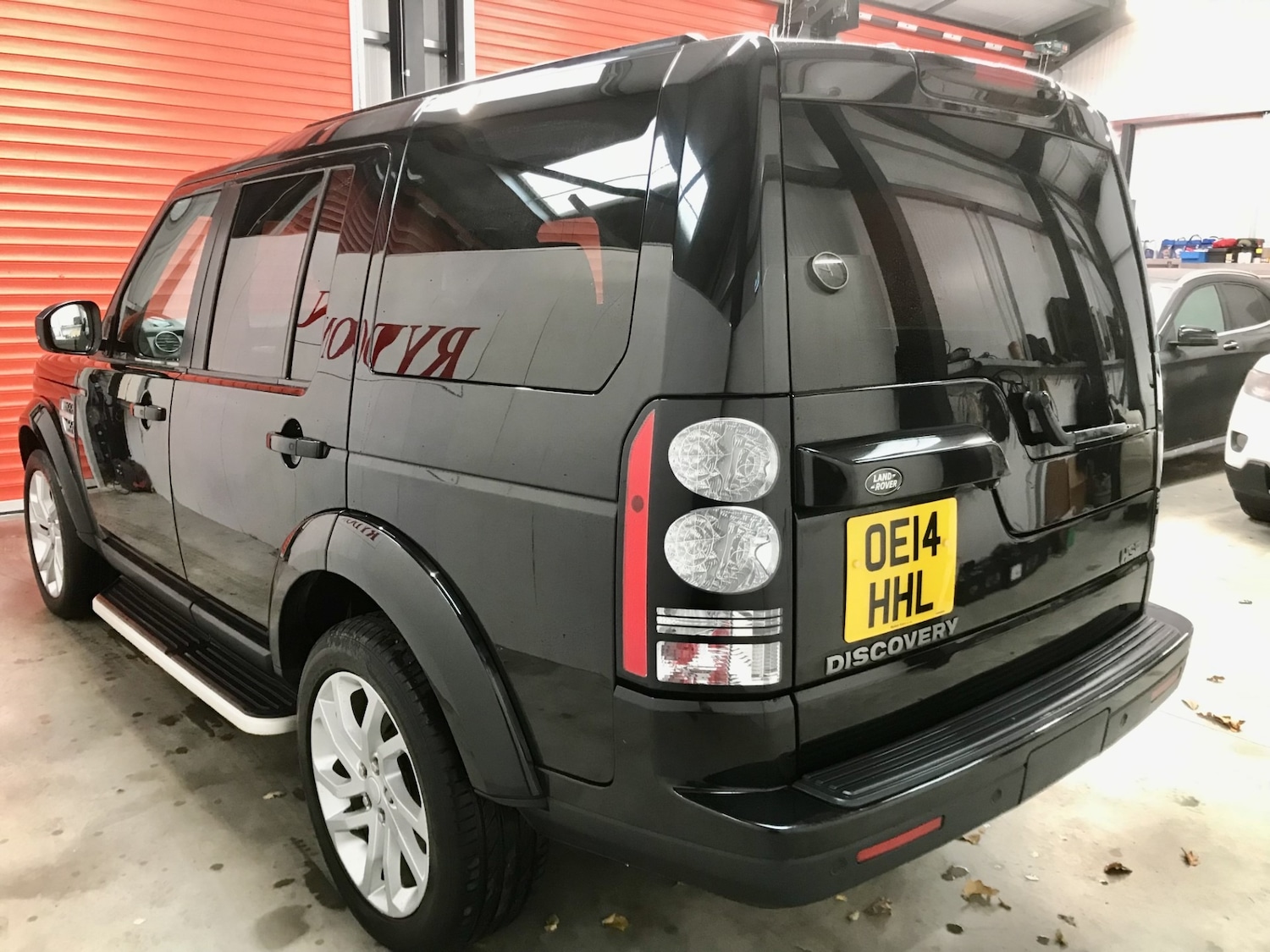 Used Land Rover Discovery 2014 for sale - 76853649: Photo 3