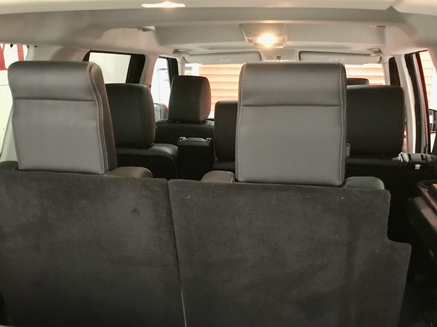 Used Land Rover Discovery 2014 for sale - 76853649: Photo 9