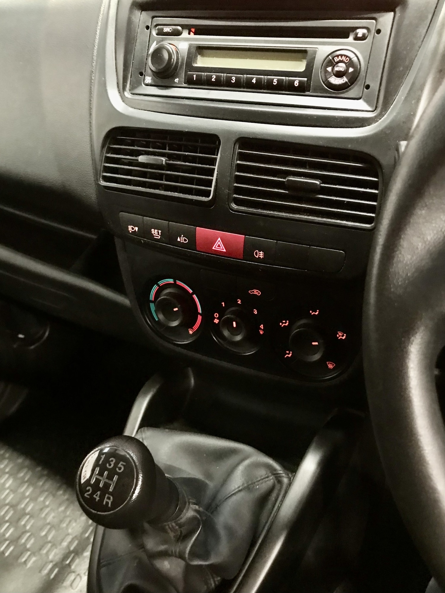 Used Vauxhall Combo 2017 for sale - 76544358: Photo 10