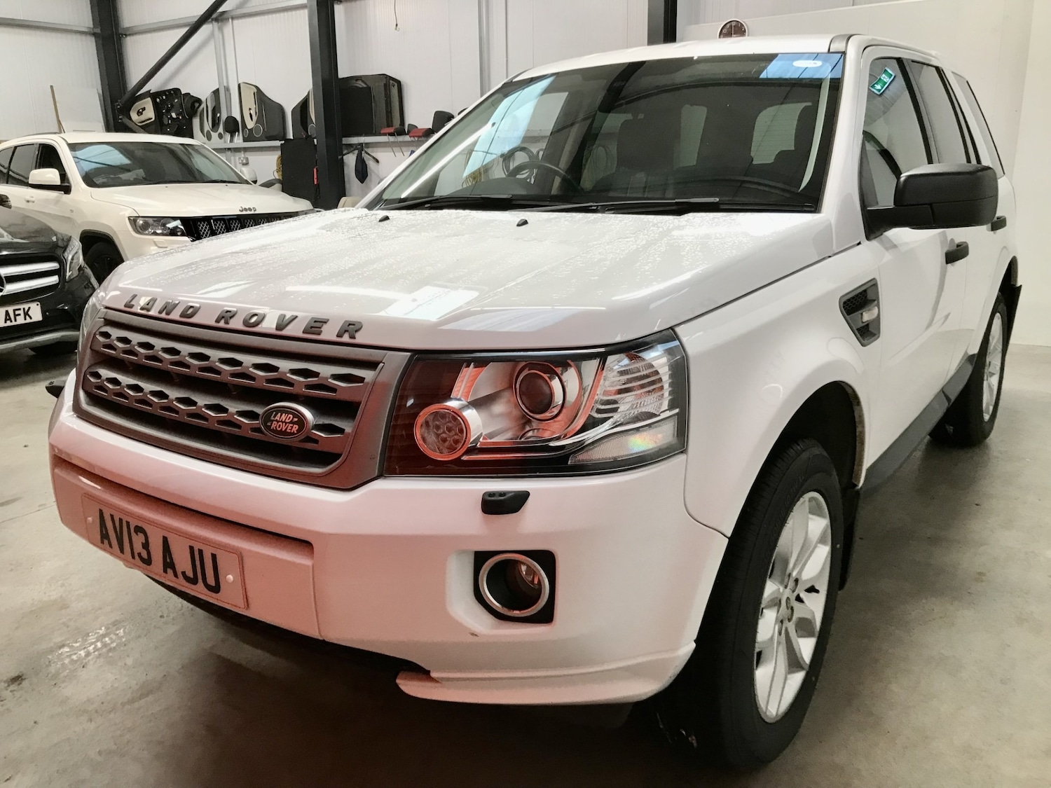 Used Land Rover Freelander 2013 for sale - 76921542: Photo 2