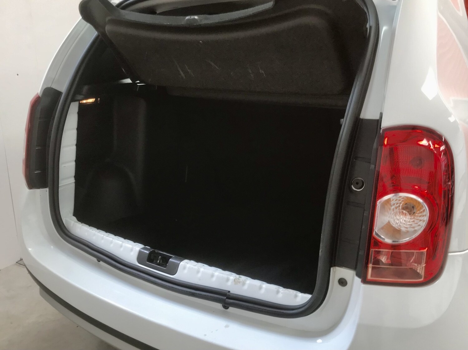 Used Dacia Duster 2015 for sale - 75957307: Photo 11