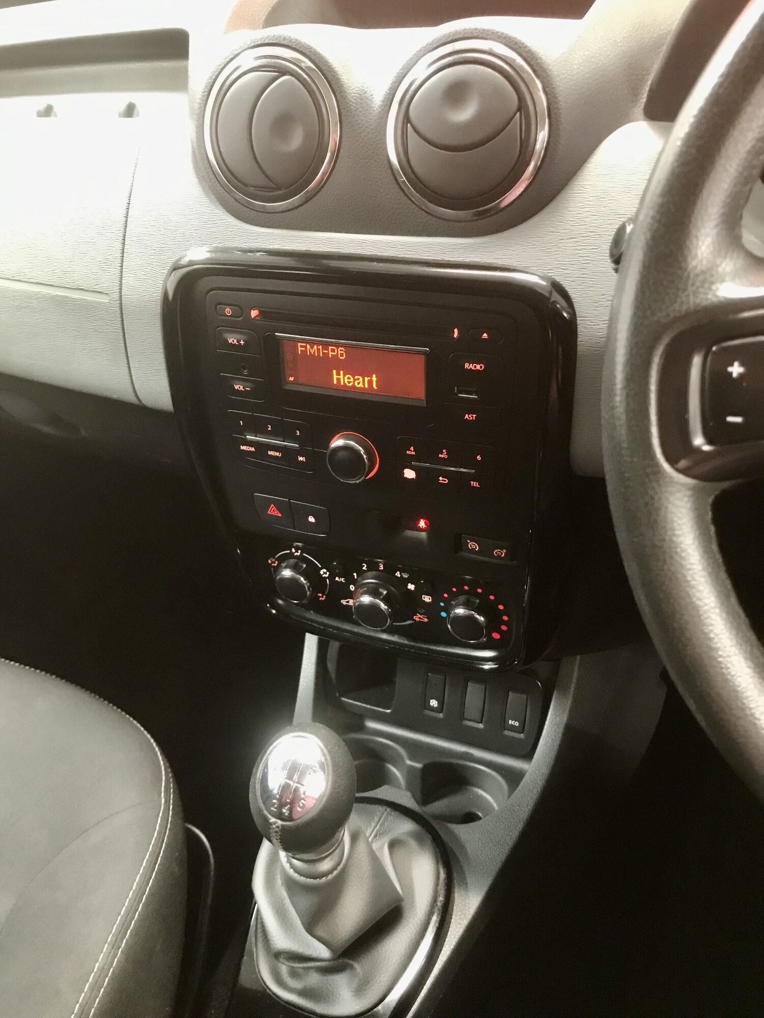 Used Dacia Duster 2015 for sale - 75957307: Photo 9