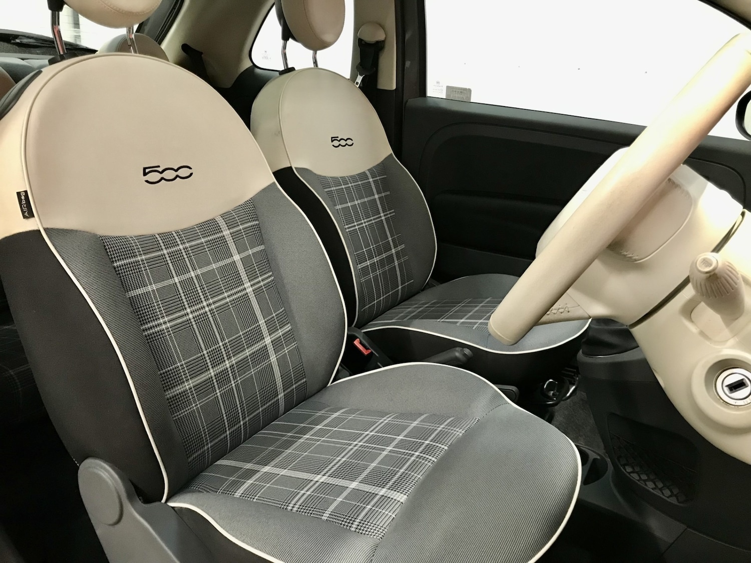 Used Fiat 500 2016 for sale - 77223369: Photo 7