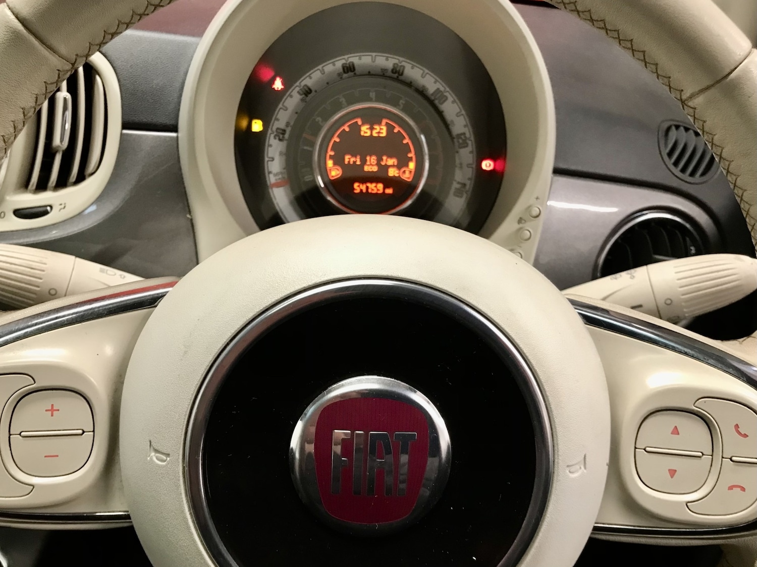 Used Fiat 500 2016 for sale - 77223369: Photo 9