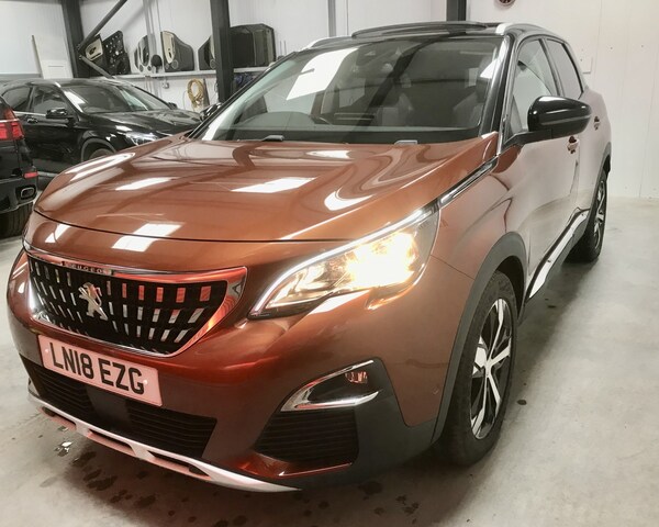 Used Peugeot 3008 2018 for sale - 74692956: Photo 2