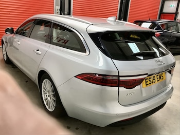 Used Jaguar XF 2019 for sale - 78615899: Photo