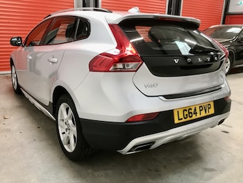 Used Volvo V40 2014 for sale - 75904366: Photo