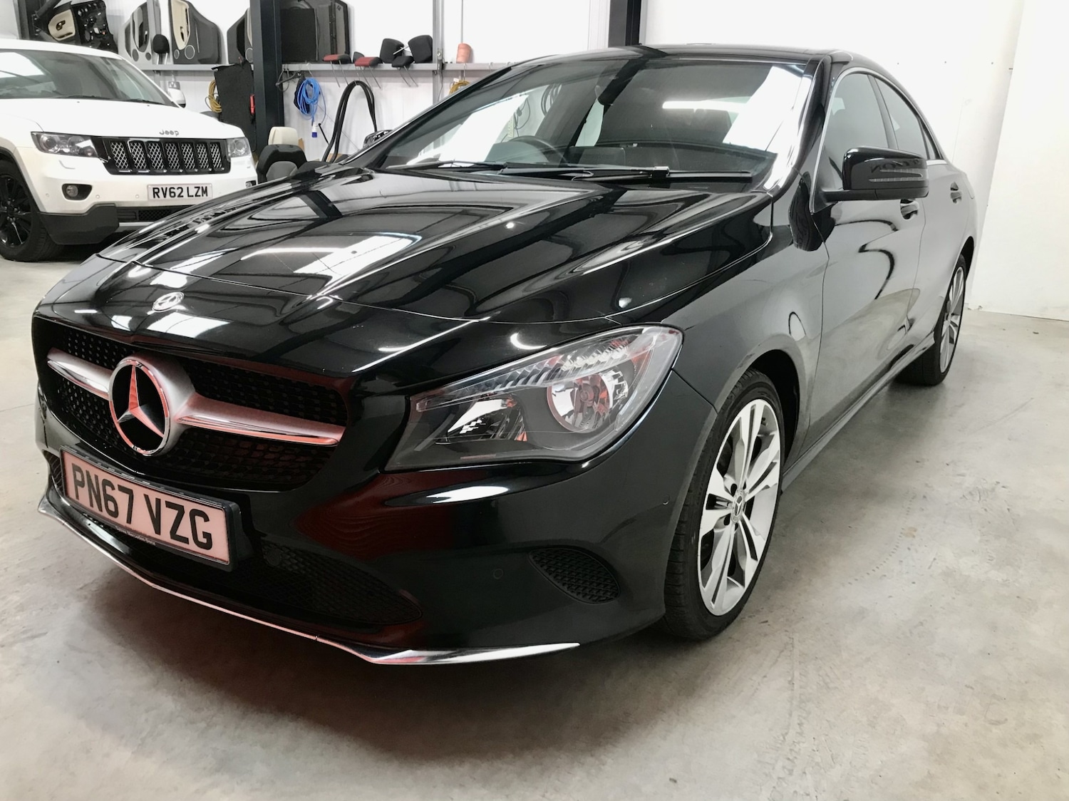 Used Mercedes-Benz CLA 2017 for sale - 78105760: Photo 2