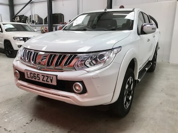 Used Mitsubishi L200 2015 for sale - 76115288: Photo