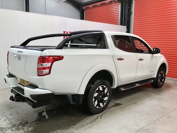 Used Mitsubishi L200 2015 for sale - 76115288: Photo