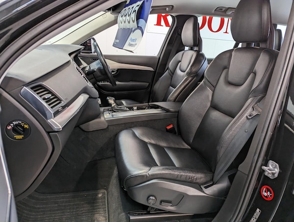 Used Volvo XC90 2015 for sale - 62695378: Photo 26
