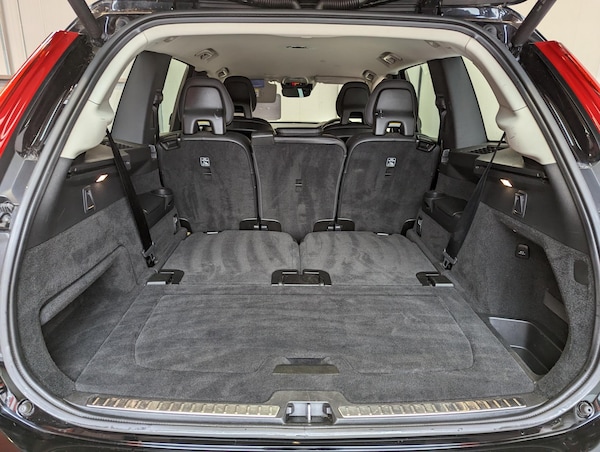 Used Volvo XC90 2015 for sale - 62695378: Photo 28