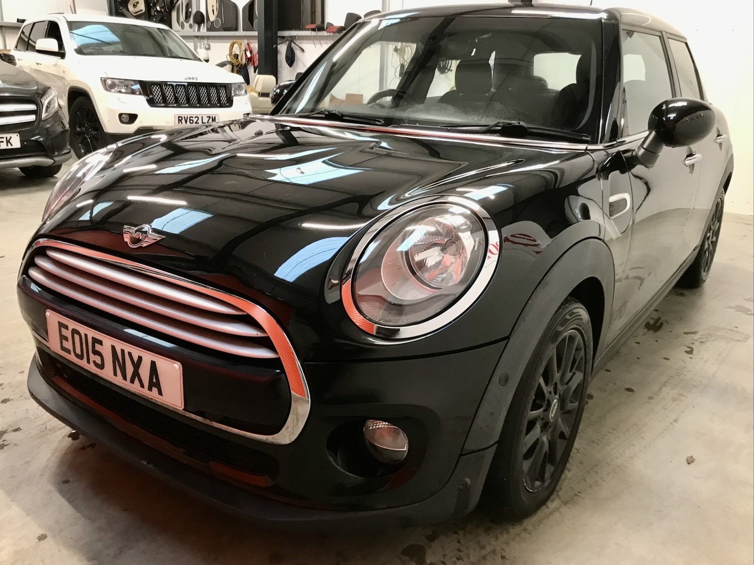 Used MINI Hatch 2015 for sale - 76807289: Photo 2