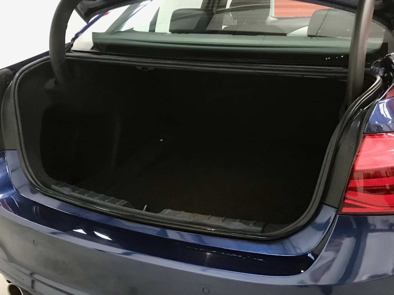 Used BMW 3 Series 2017 for sale - 76796631: Photo 12