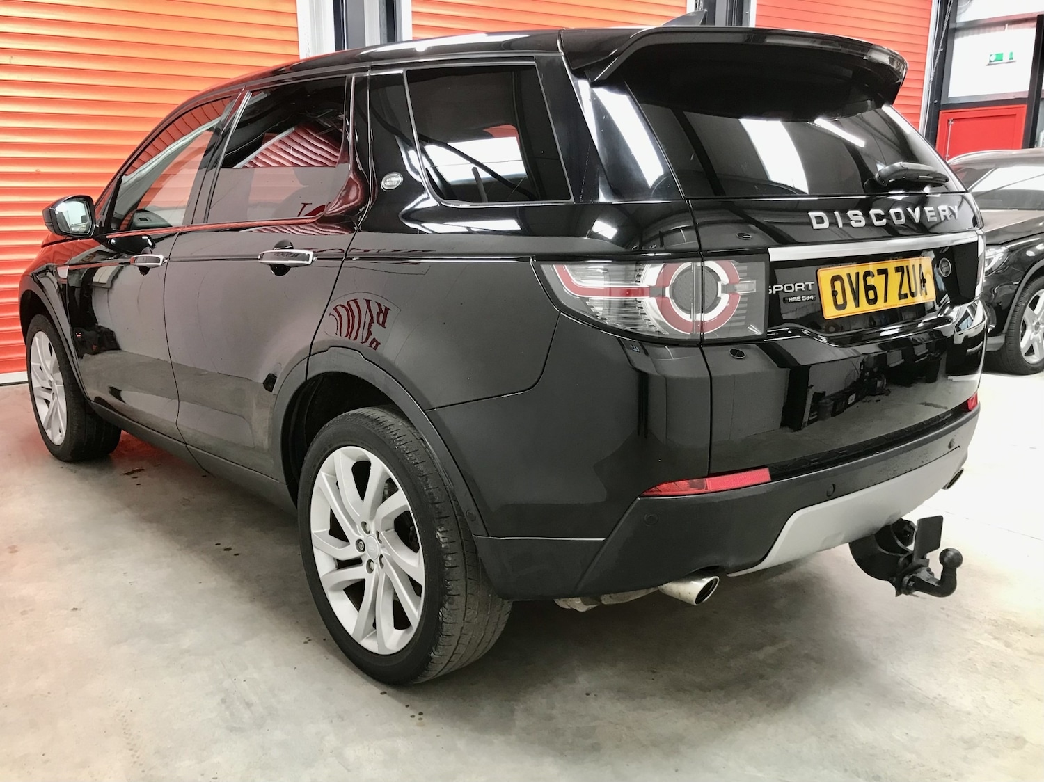 Used Land Rover Discovery Sport 2017 for sale - 77962044: Photo 3