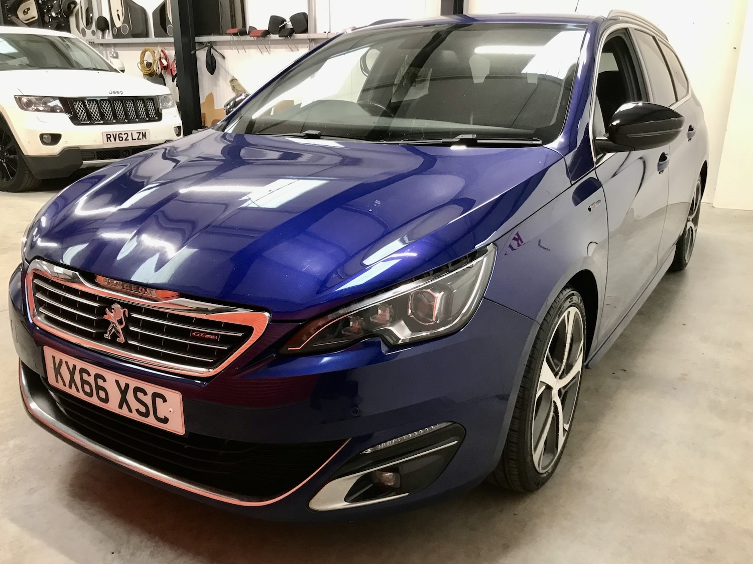 Used Peugeot 308 2016 for sale - 76402002: Photo 2