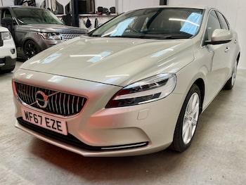 Used Volvo V40 2017 for sale - 79190387: Photo