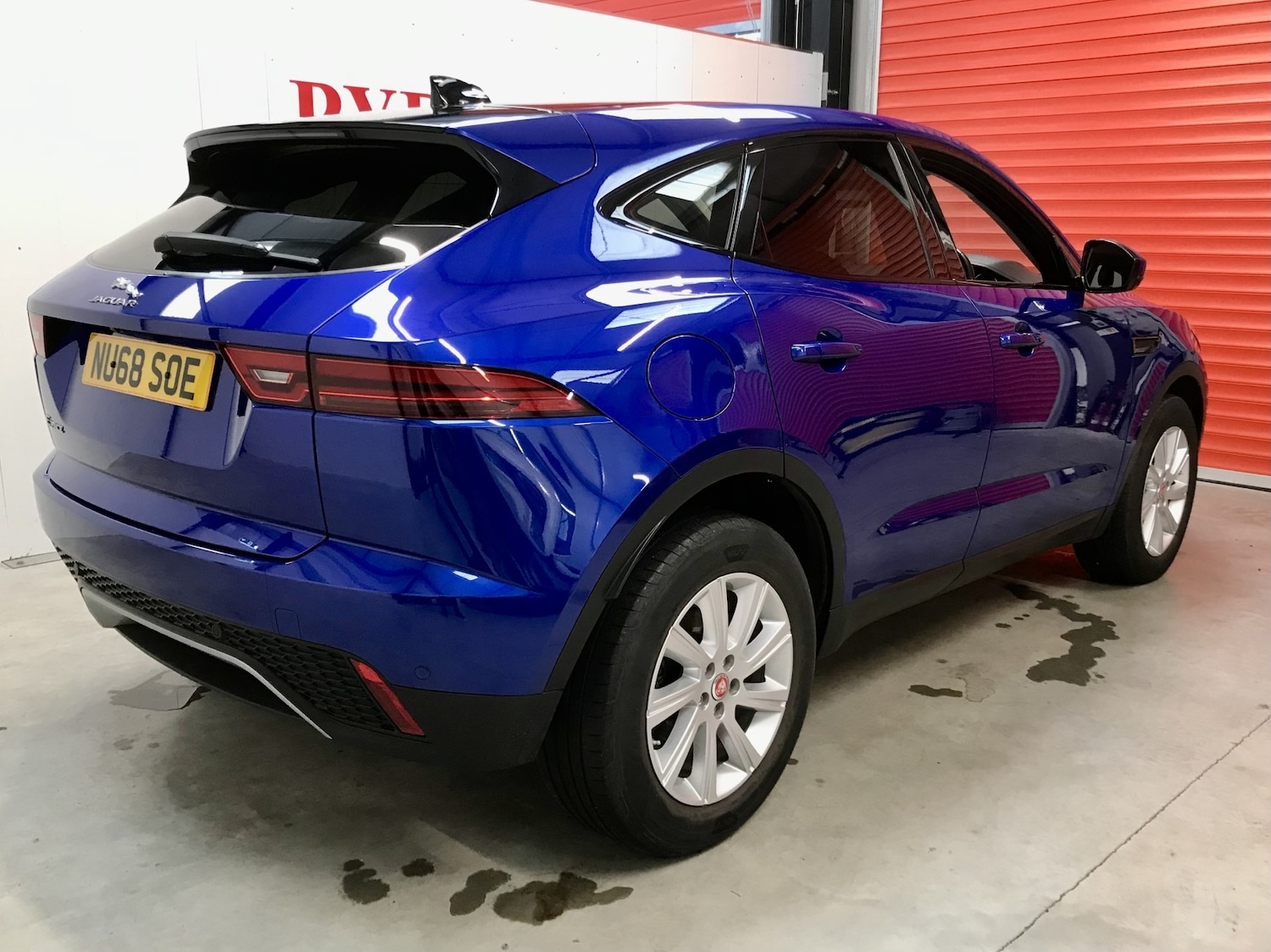 Used Jaguar E-Pace 2018 for sale - 76382828: Photo 5