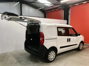 Used Vauxhall Combo 2016 for sale - 73434397: Photo