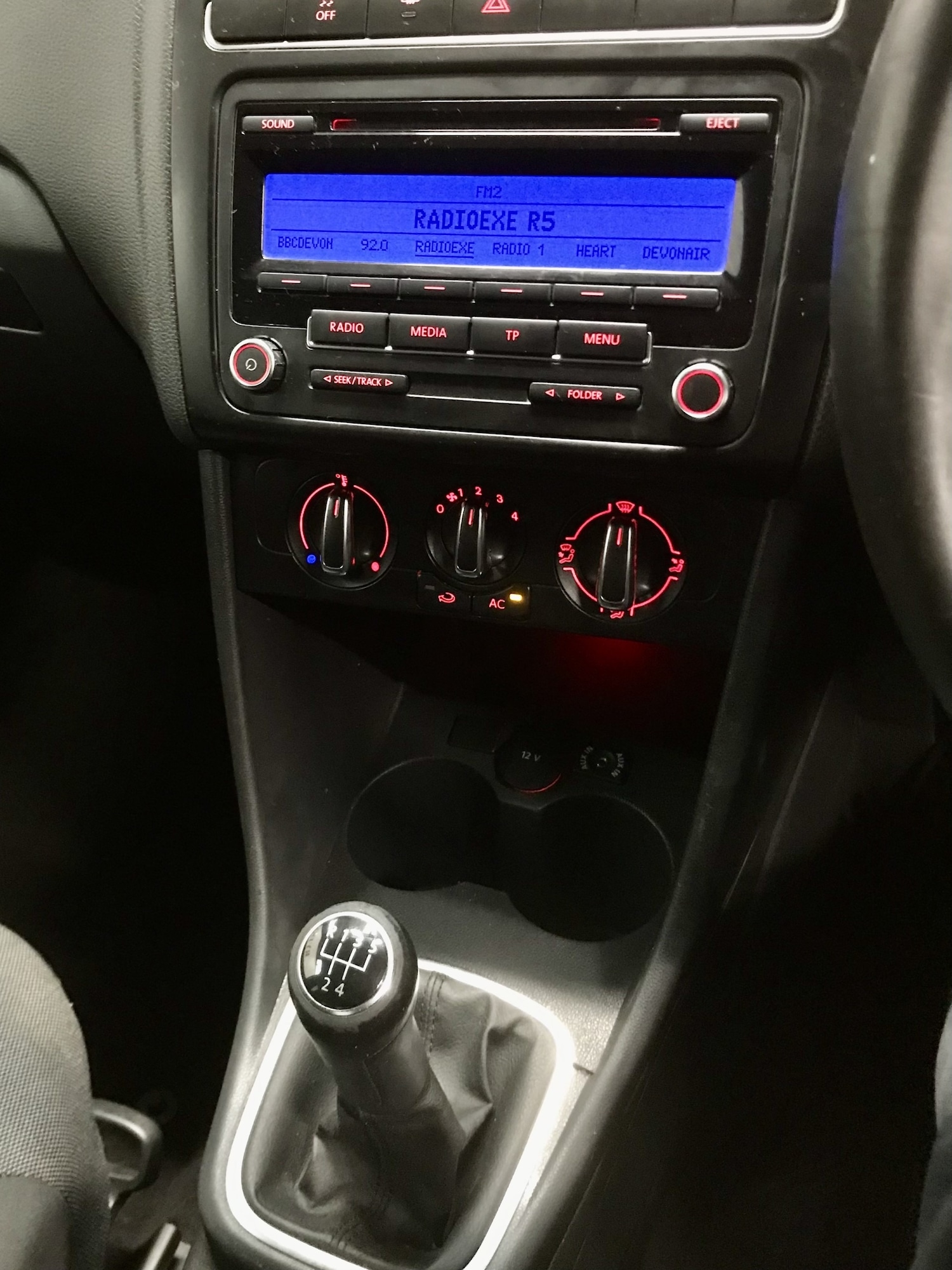 Used Volkswagen Polo 2011 for sale - 76969126: Photo 10