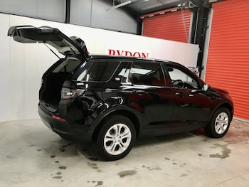 Used Land Rover Discovery Sport 2020 for sale - 76414989: Photo