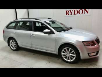 2015 (15) - 1.4 TSI Elegance 5door DSG