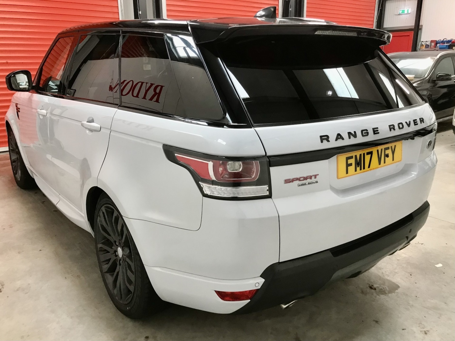 Used Land Rover Range Rover Sport 2017 for sale - 77562972: Photo 3