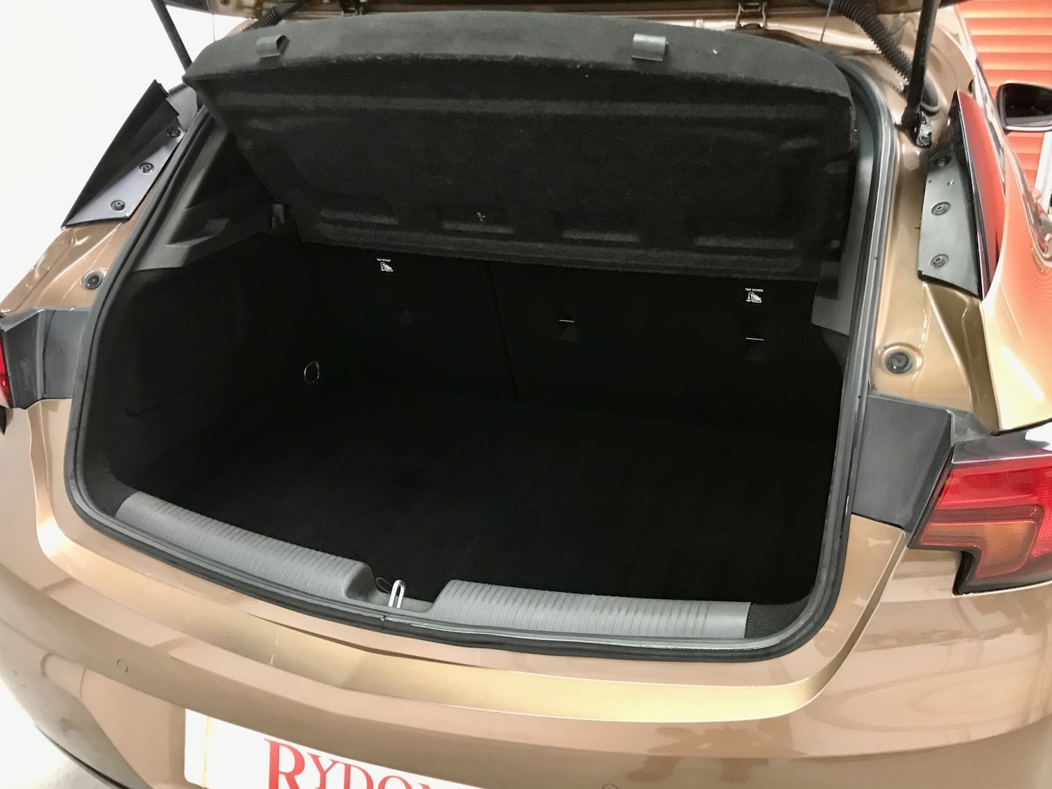 Used Vauxhall Astra 2016 for sale - 77058708: Photo 12